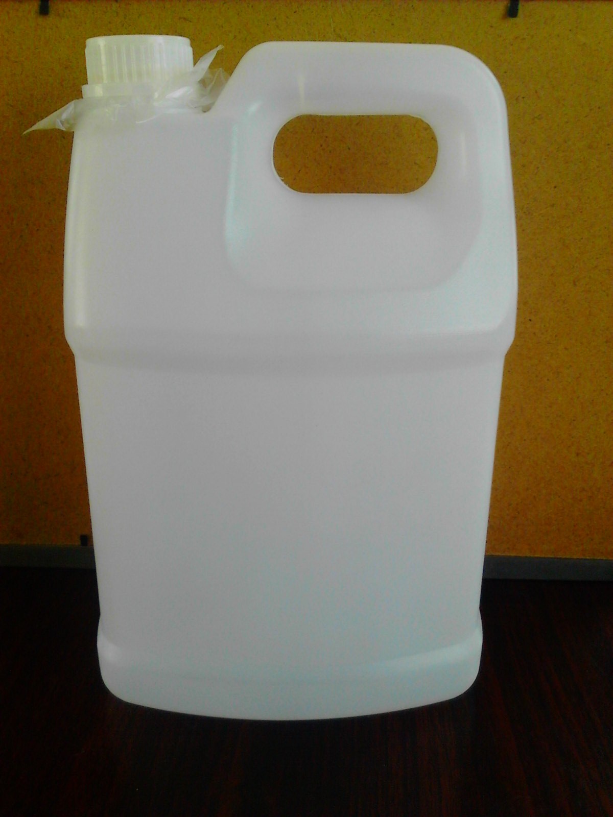 東營(yíng)4L扁加侖桶